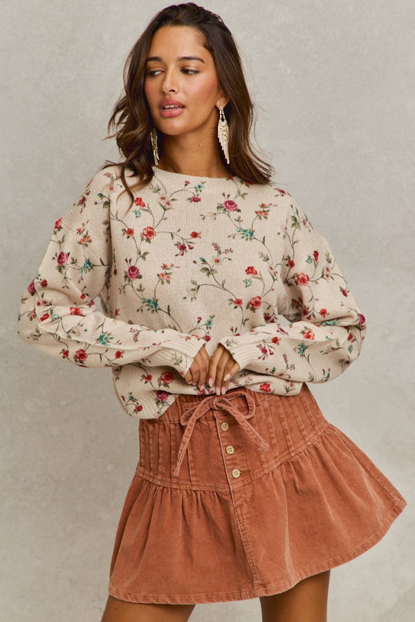 Skirt for women - Short skirt with buttons in the front and tie string