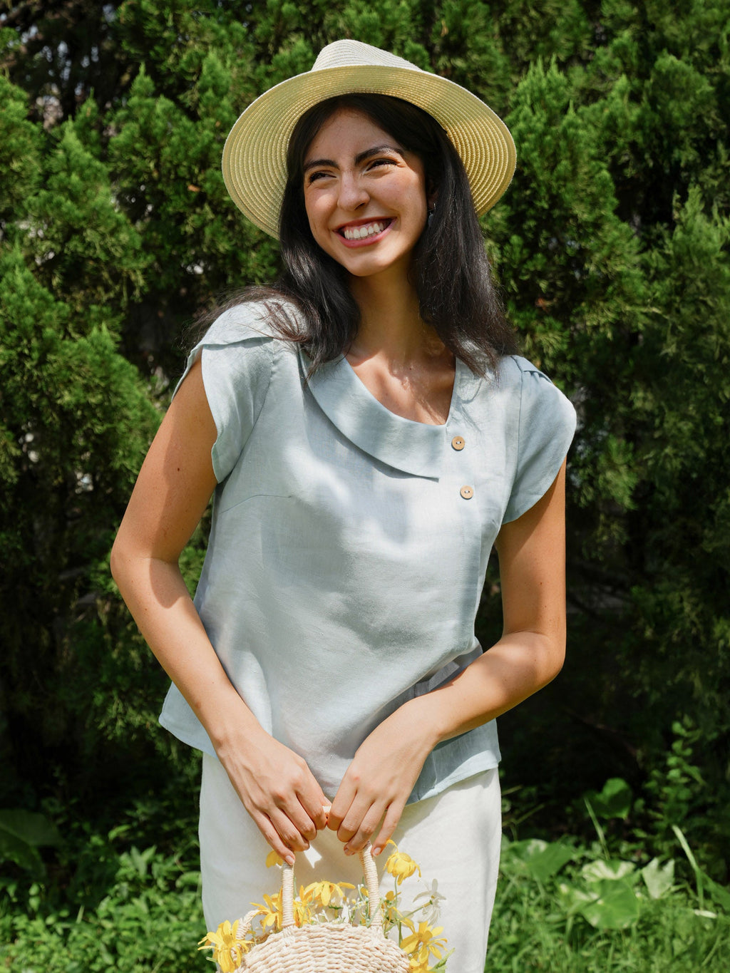 100% Linen Crescent Collar Flutter Sleeve Top FARA