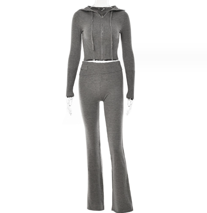 Set aus Langarm-Pullover und hochtaillierter langer Hose