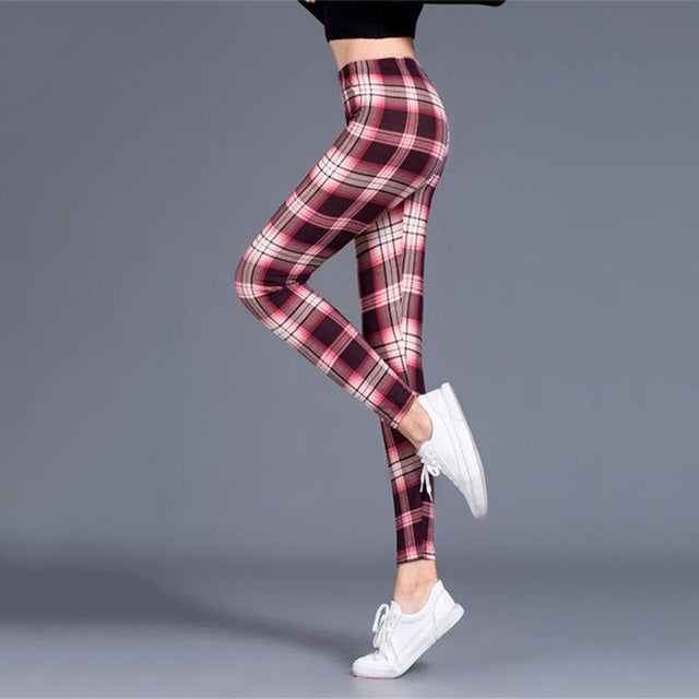 Karierte Yoga-Leggings für Damen – Push-up-Hose mit mittlerer Taille