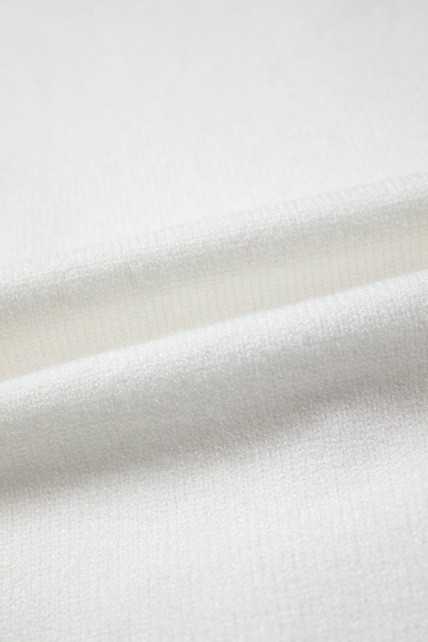 White Corded Horseshoes Ribbed Trim Mock Neck Short Sleeve Sweater