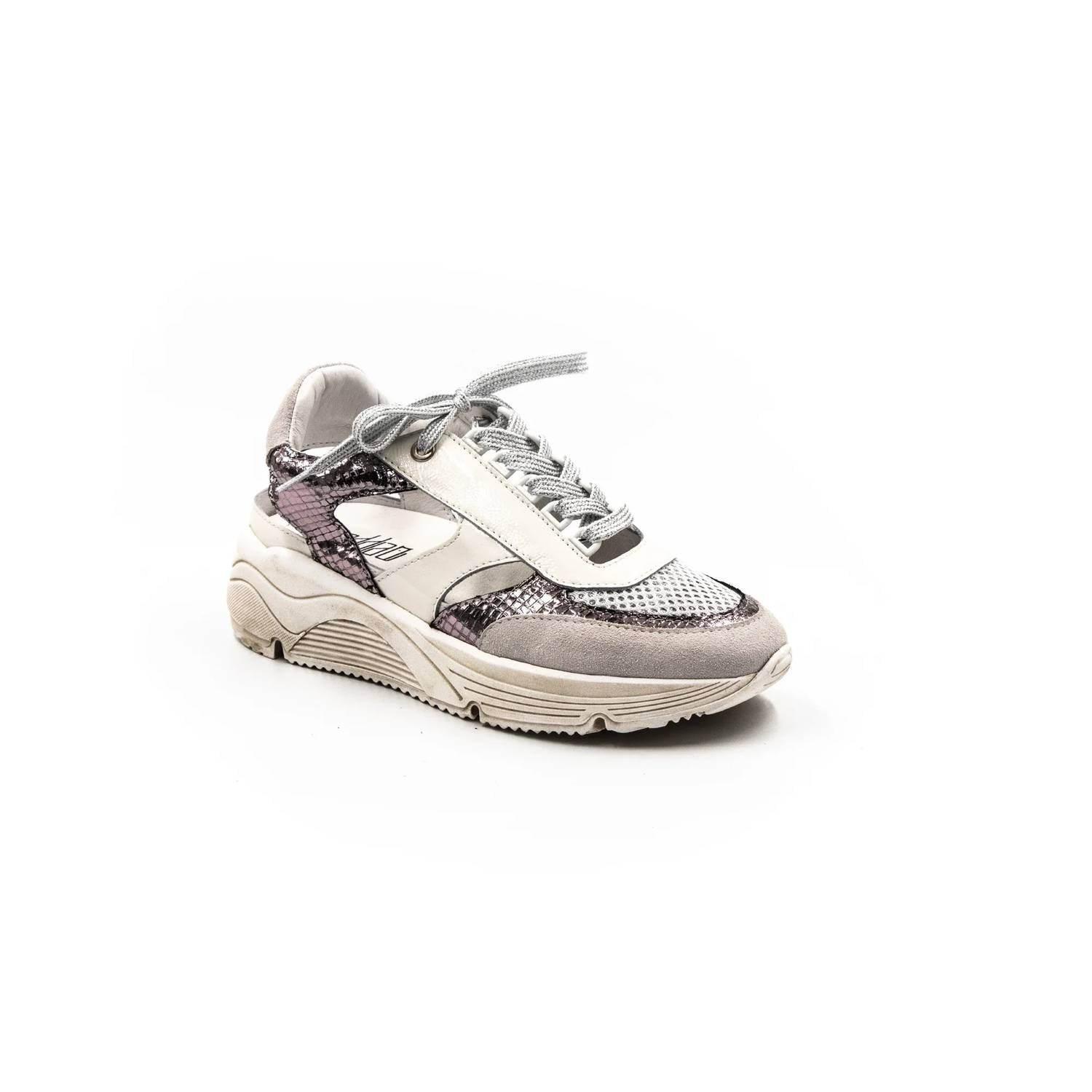 Women's Bose Sneaker