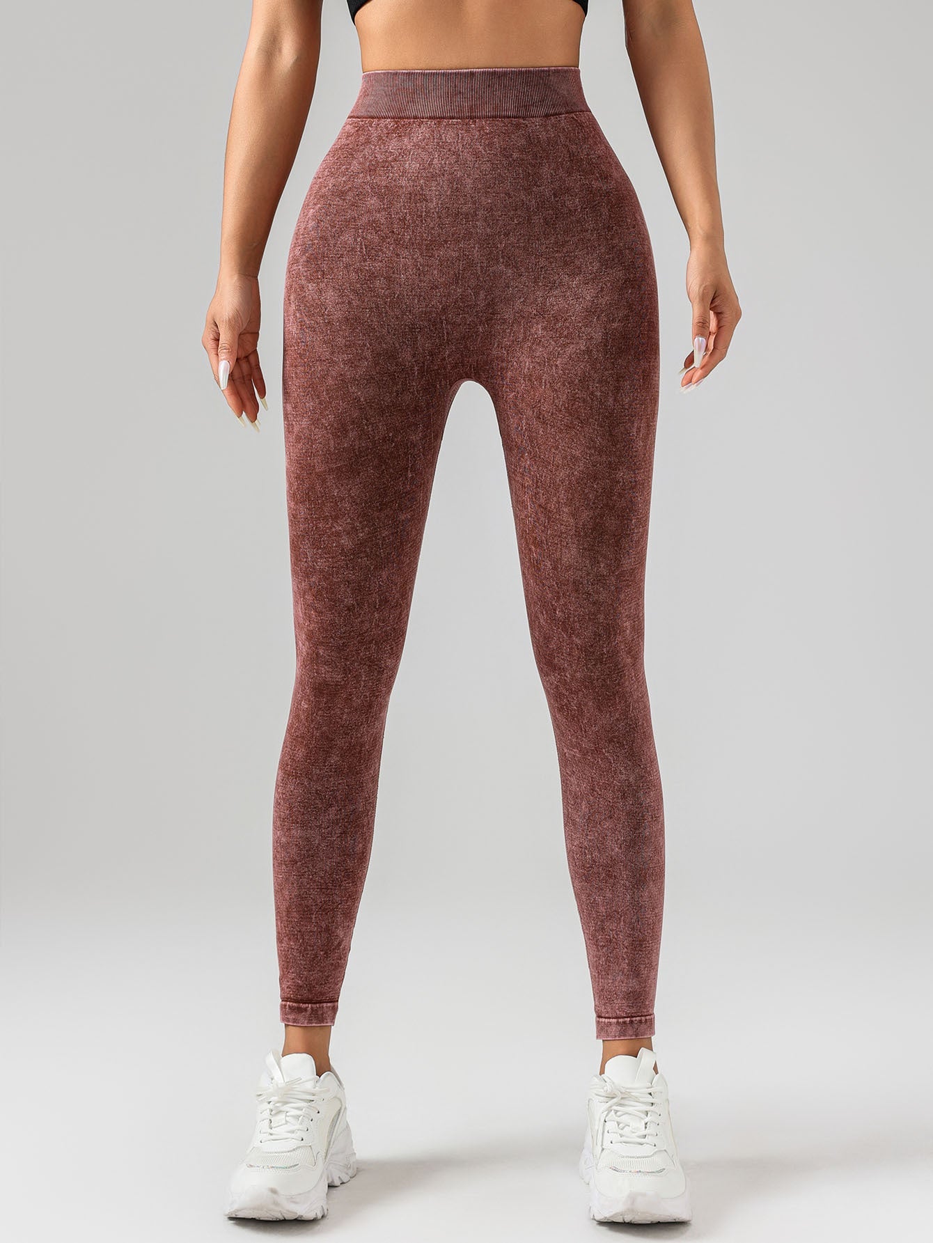 PeachyFit V-Back Scrunch Leggings: Lift & Move!