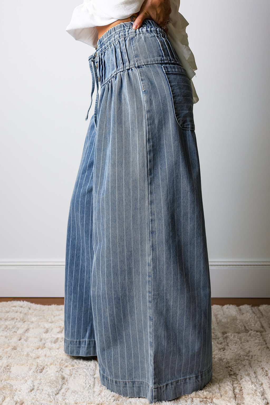 Sutton Casual Wide Leg Jeans