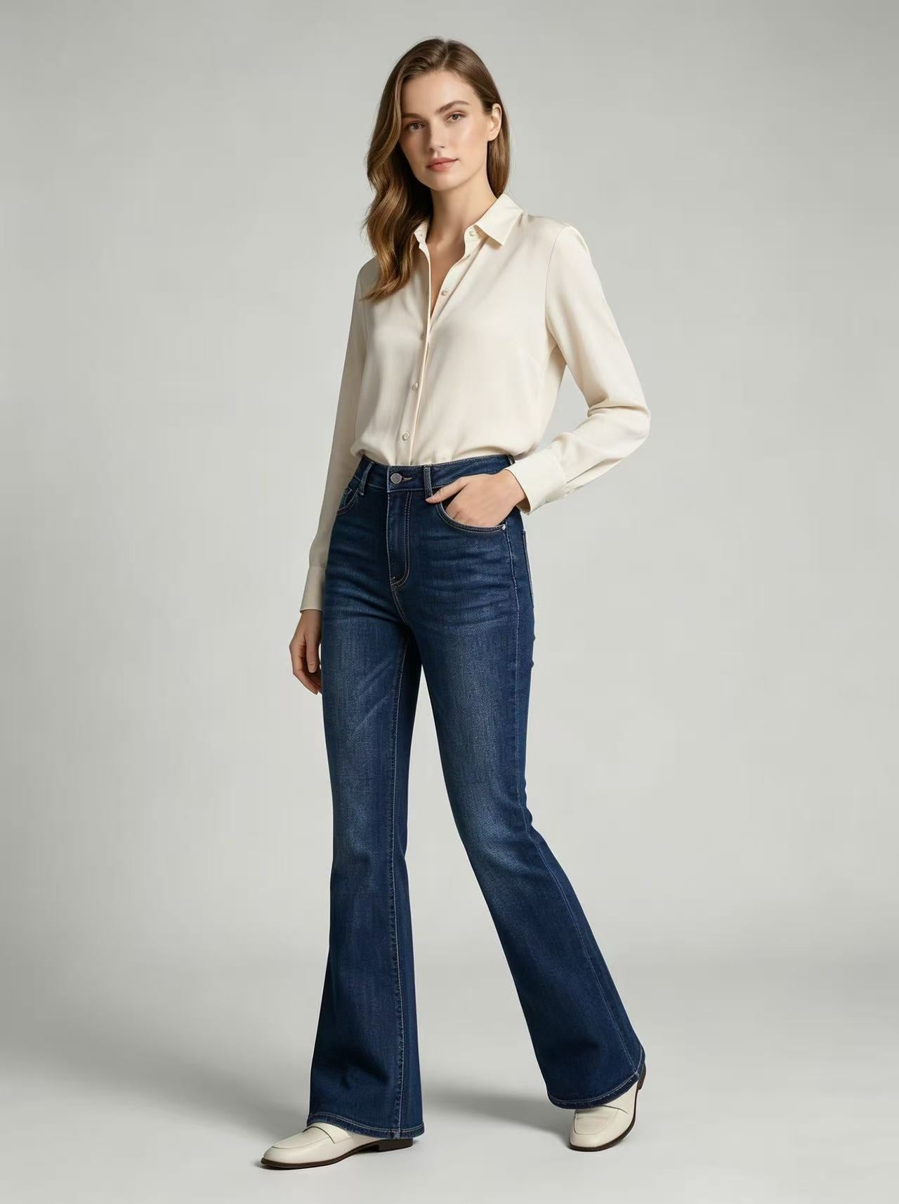 High-Waist Slim-Fit Slightly Flared Women's Jeans – Full-Length Denim Pants