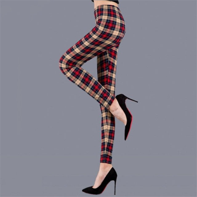 Karierte Yoga-Leggings für Damen – Push-up-Hose mit mittlerer Taille