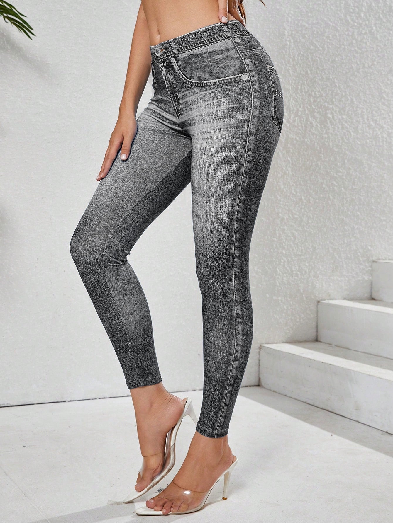 Po-liftende Yoga-Leggings im Retro-Denim-Look – hochelastische Fitnesshose