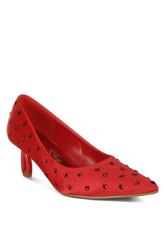 Madhara Pumps mit herzförmigen Strasssteinen