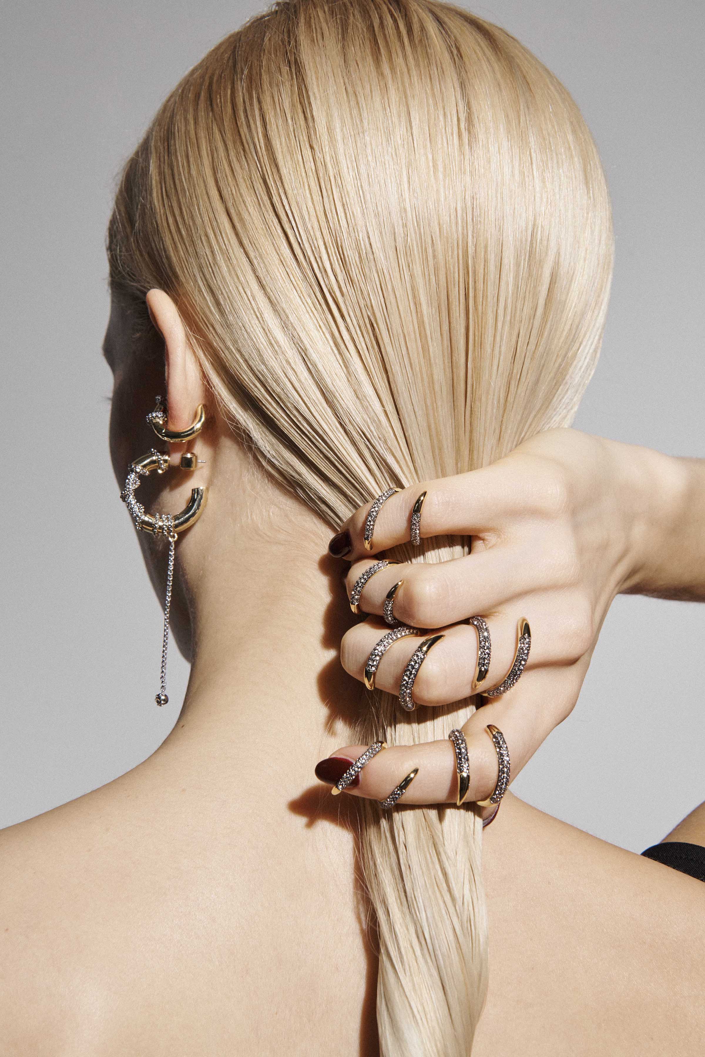 Vesey Duo Ring