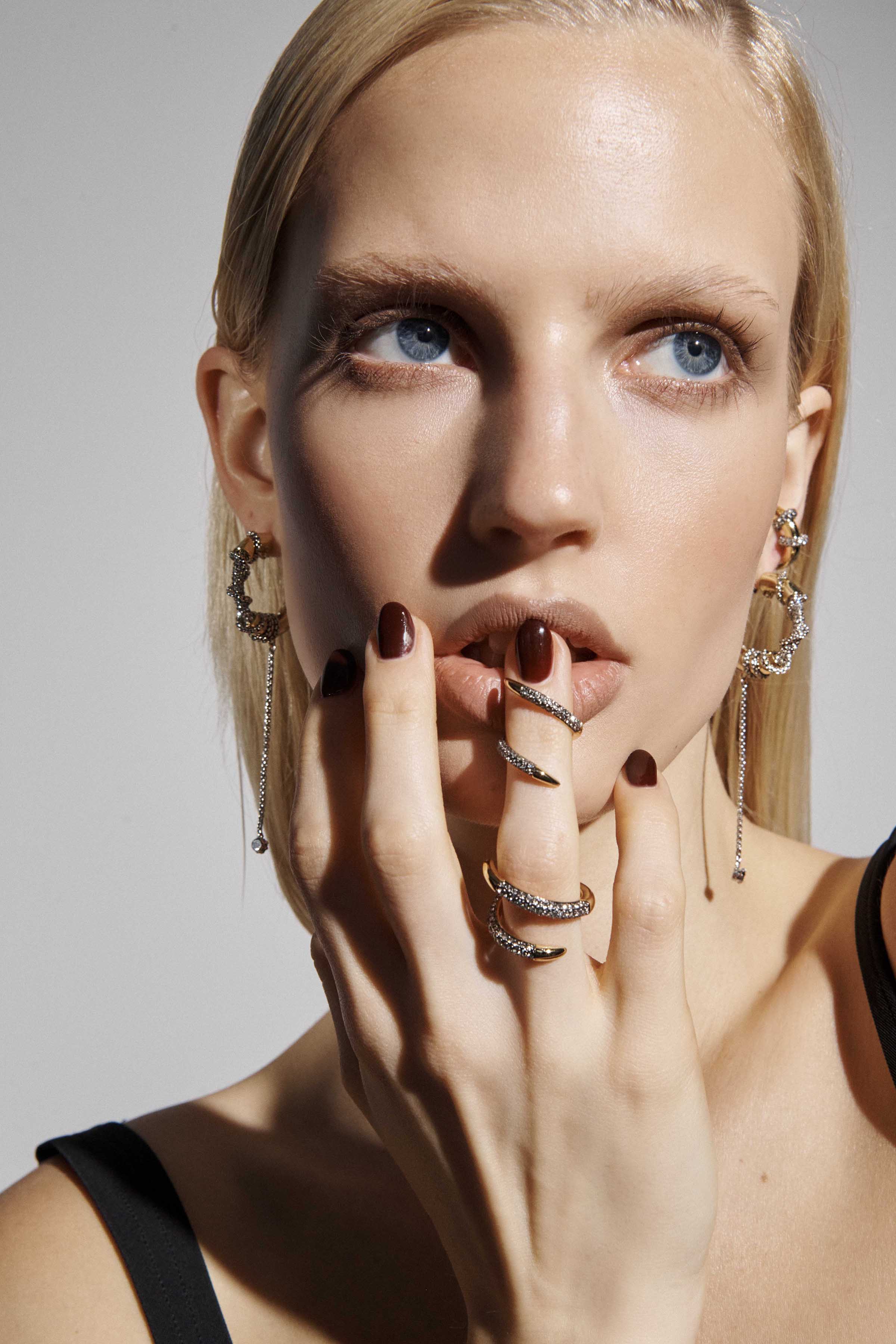 Vesey Duo Ring