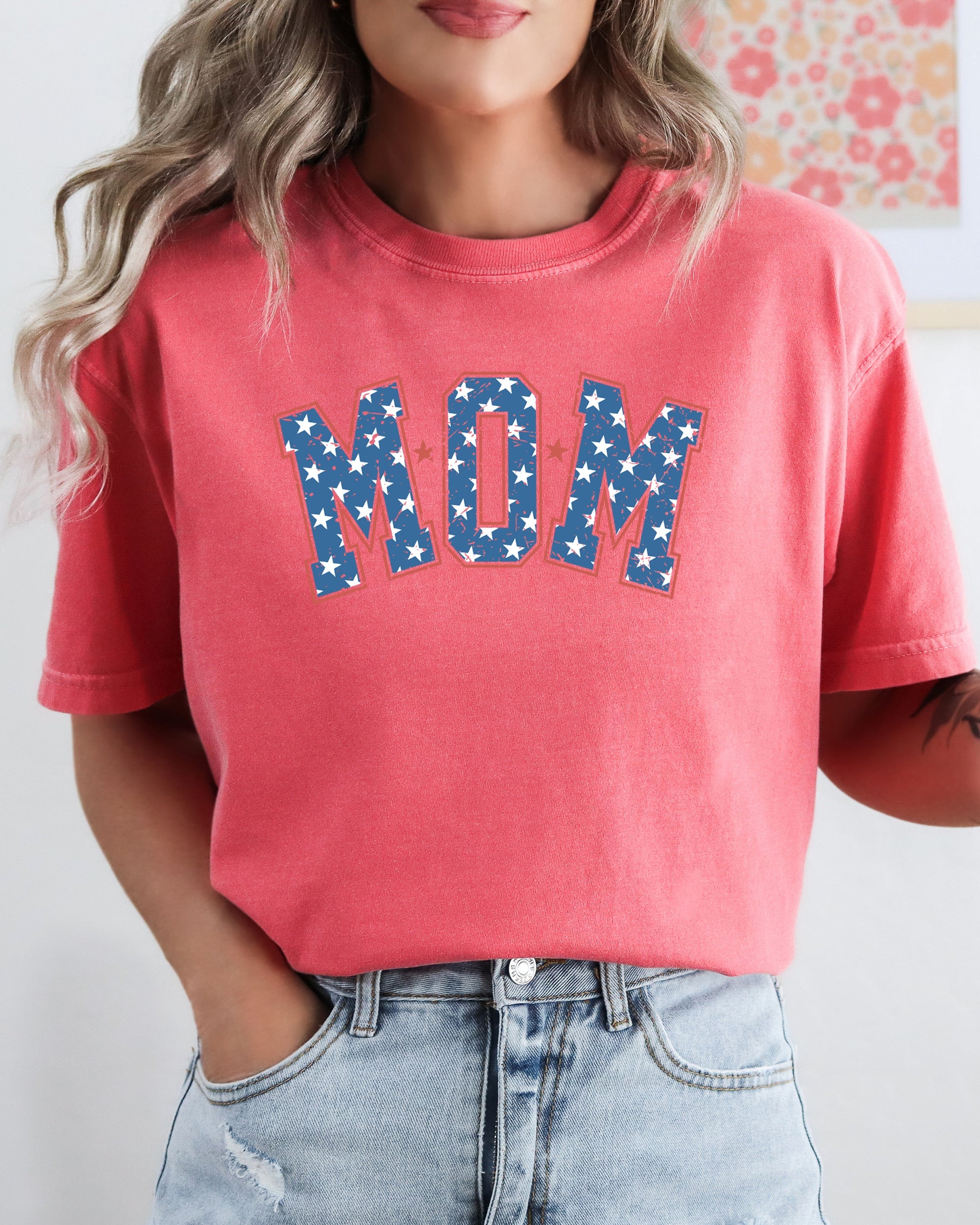 Mom, USA, America, Patriotic, Independence Day, Fourth Of July, 4th Of July Tshirt Comfort Colors T-Shirt