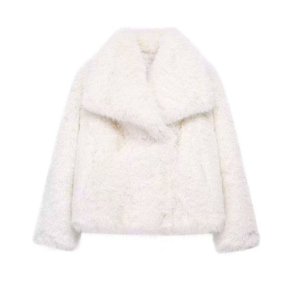 Women's Faux Fur Coat with Large Lapel