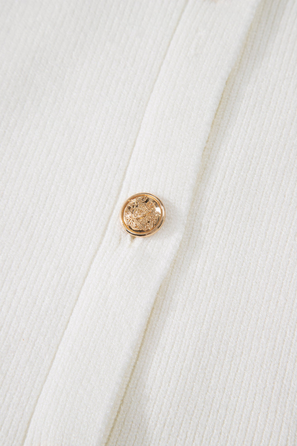White Solid Color Sleeveless Knit Button Pocketed Sweater