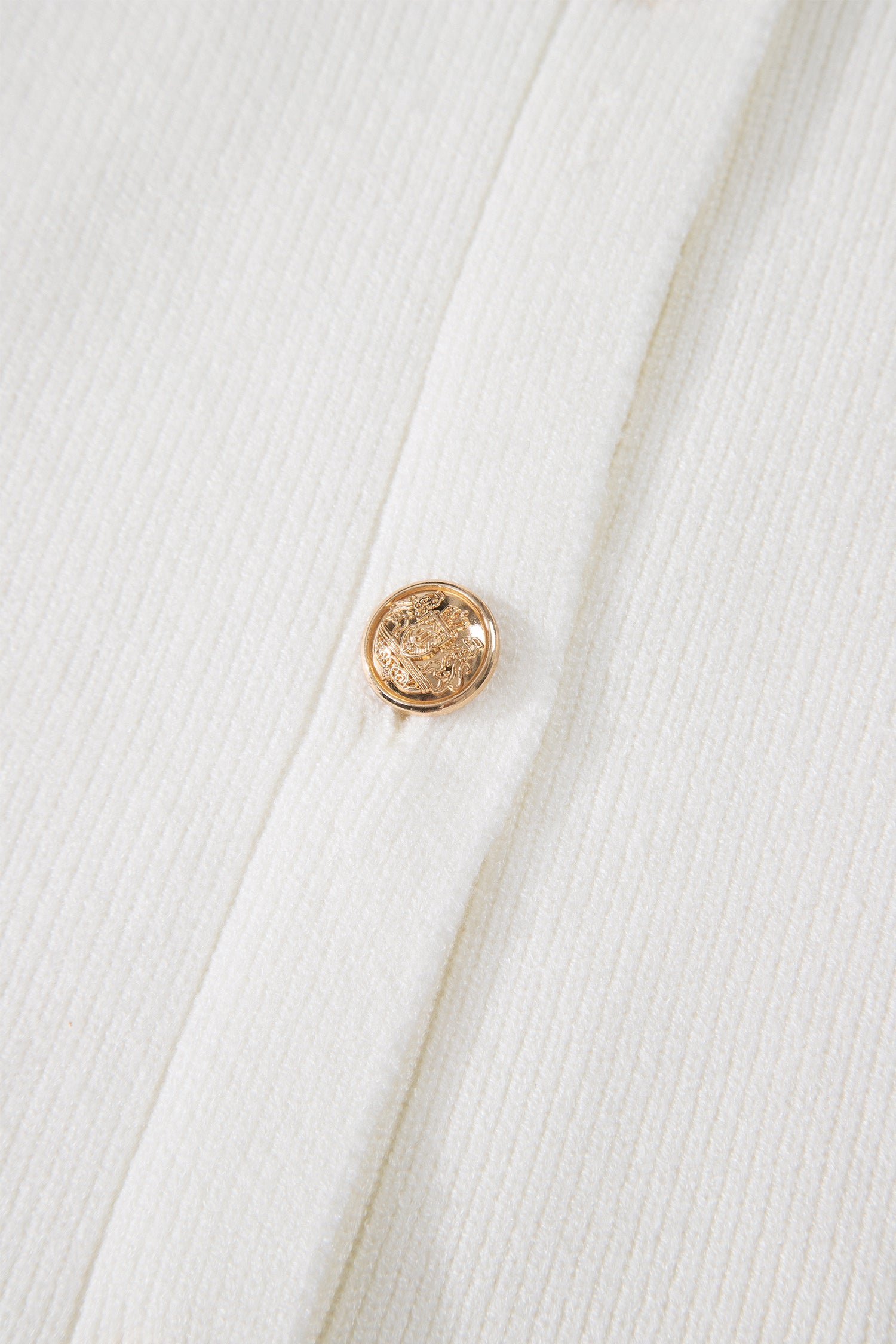 White Solid Color Sleeveless Knit Button Pocketed Sweater