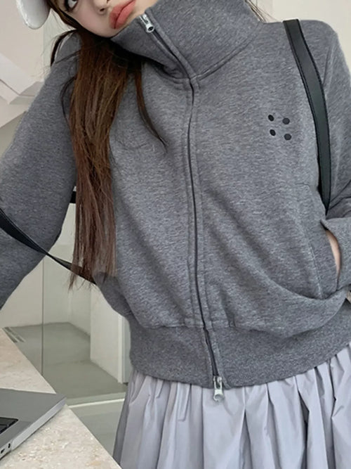 Legere, bauchfreie Jacke mit Reißverschluss