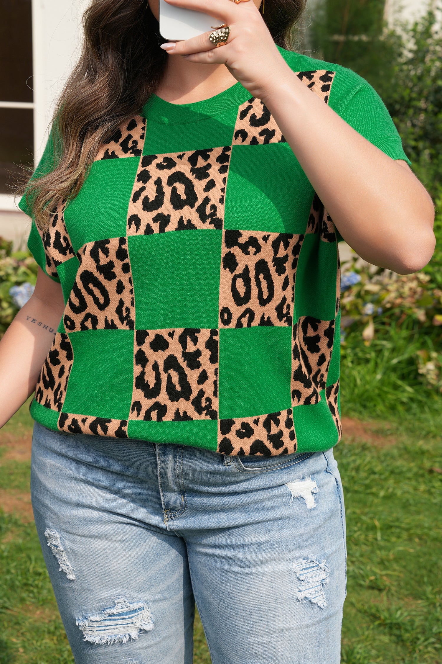 Green Plus Size Leopard Contrasted Checkered Short Sleeve Sweater