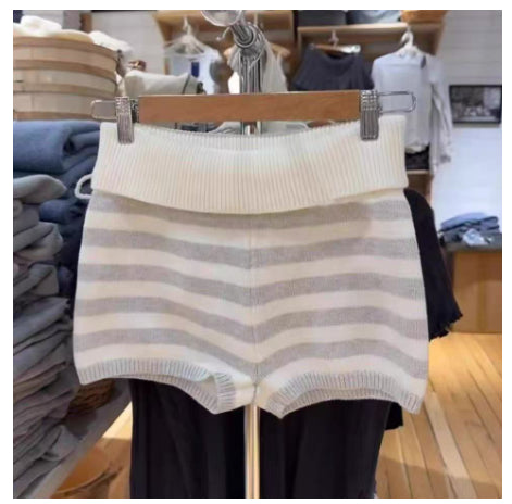 Womens White-Striped Knitted High-Waist Straight Shorts